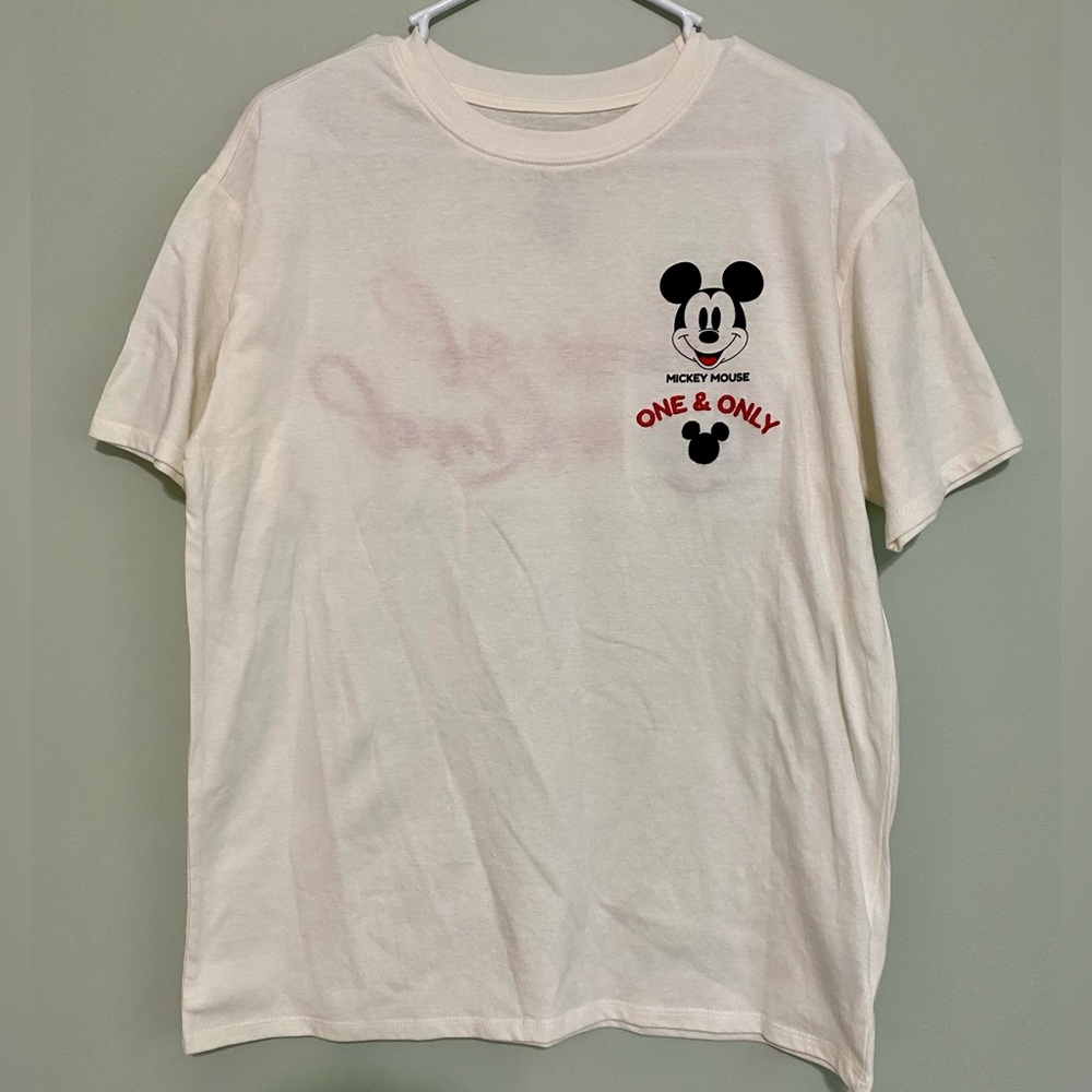 Disney Mickey Mouse T-Shirt, Size Medium